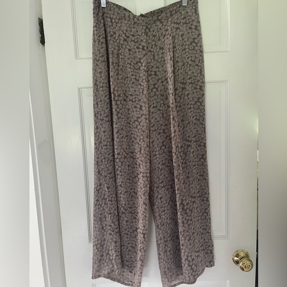 Lauren Conrad Flowy Floral Pants